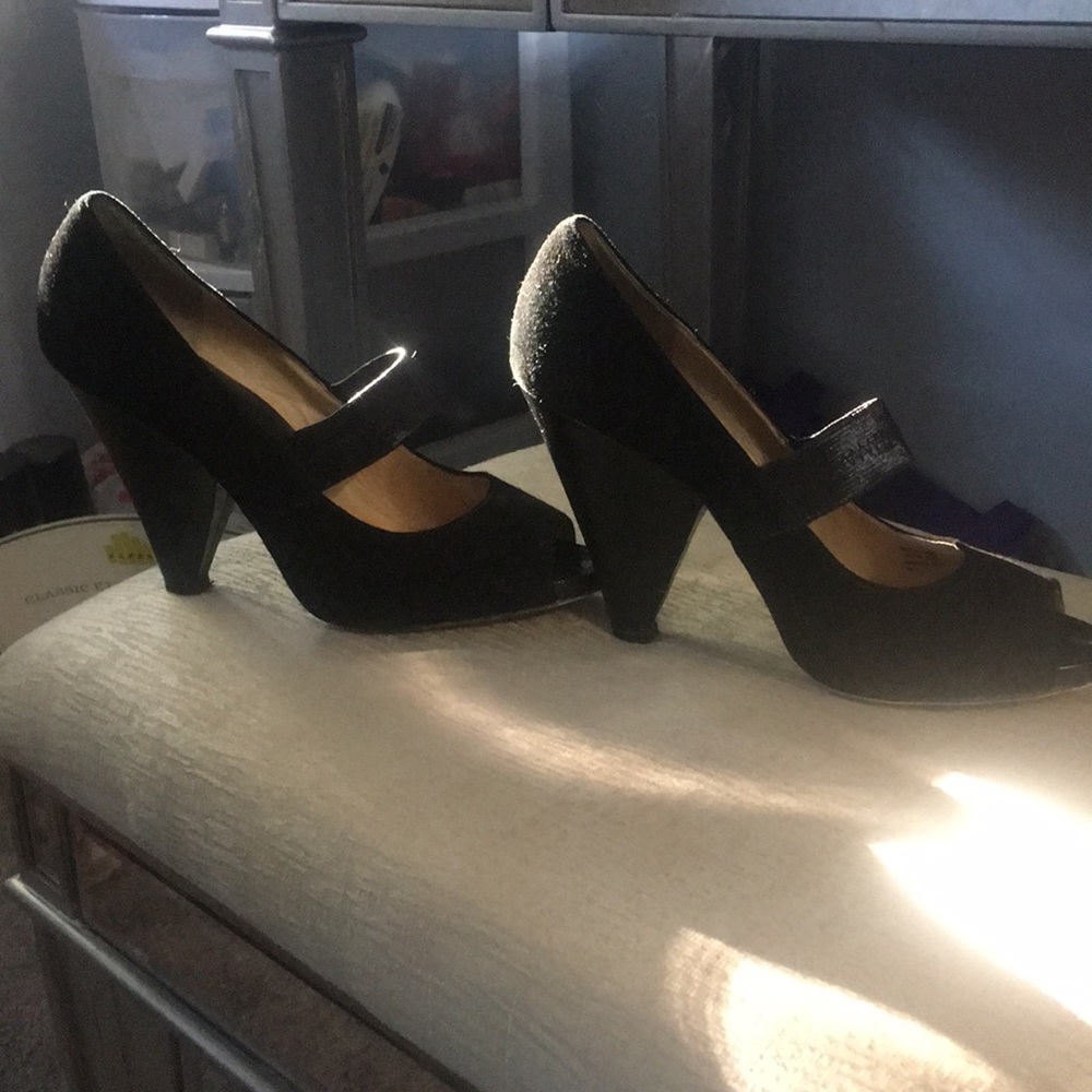Michael Kors black heels